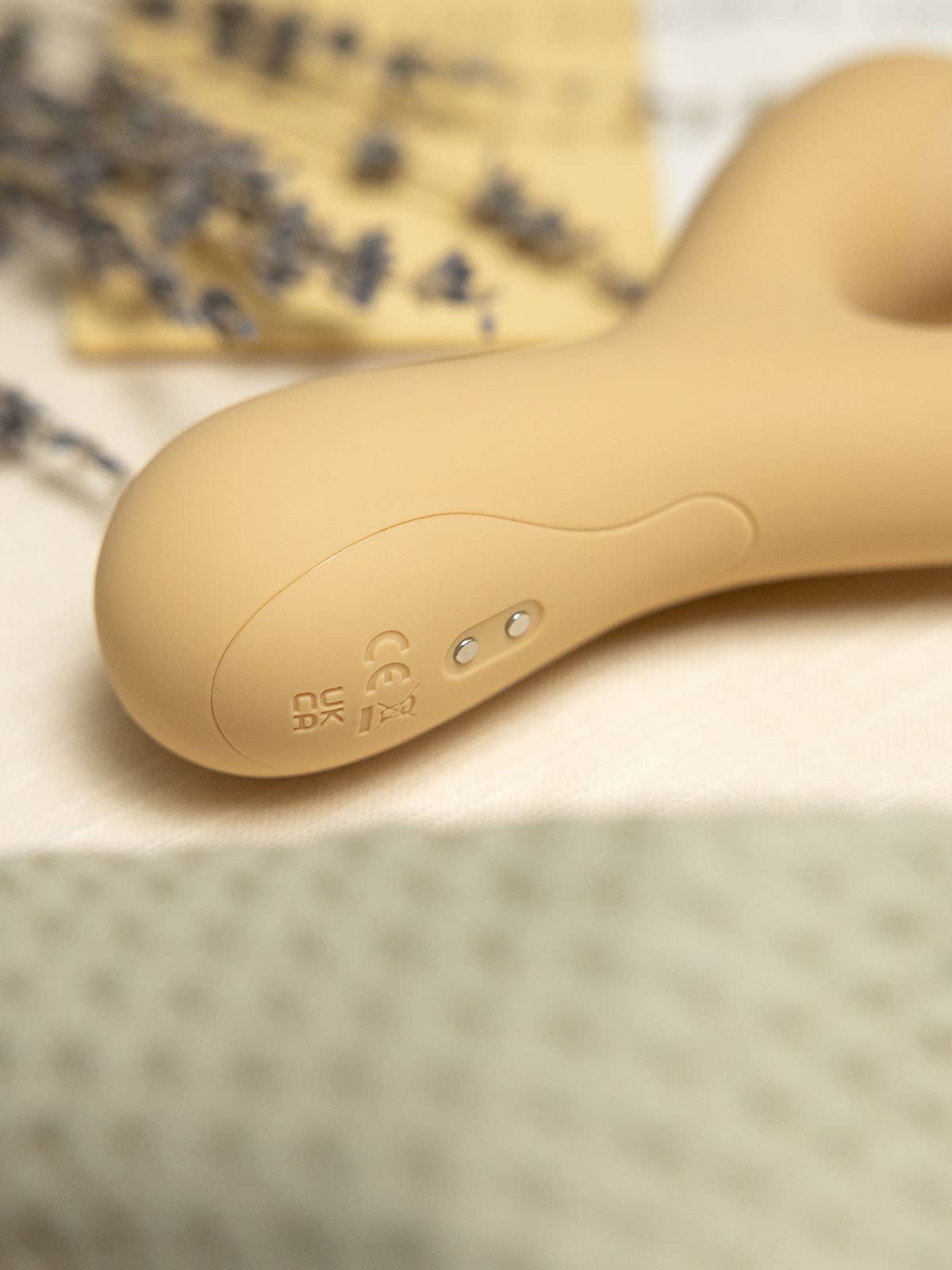 Camphor - Rabbit Style Vibrating Dildo