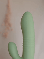 Yarrow - Thrusting Rabbit vibrating Dildo