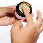 Ingredienser: søtmandelolje, jojobaolje, candelillavoks, kakaosmør, calendula, ricinusolje, vitamin E – naturlig vulvabalsam 30 ml