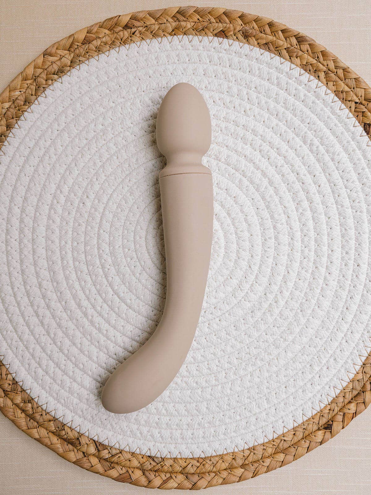 Cassia - Dobbeltsidig og curved Wand Vibrator