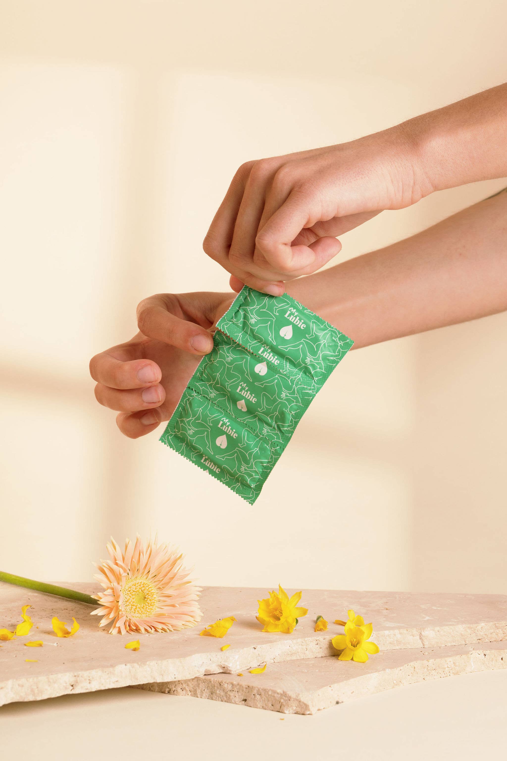 Eco Pleasure Ultratynne veganske standard kondomer – Fair Rubber‑sertifisert, etisk produsert i Malaysia